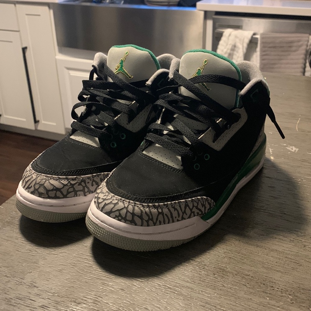 Jordan 3 pine green